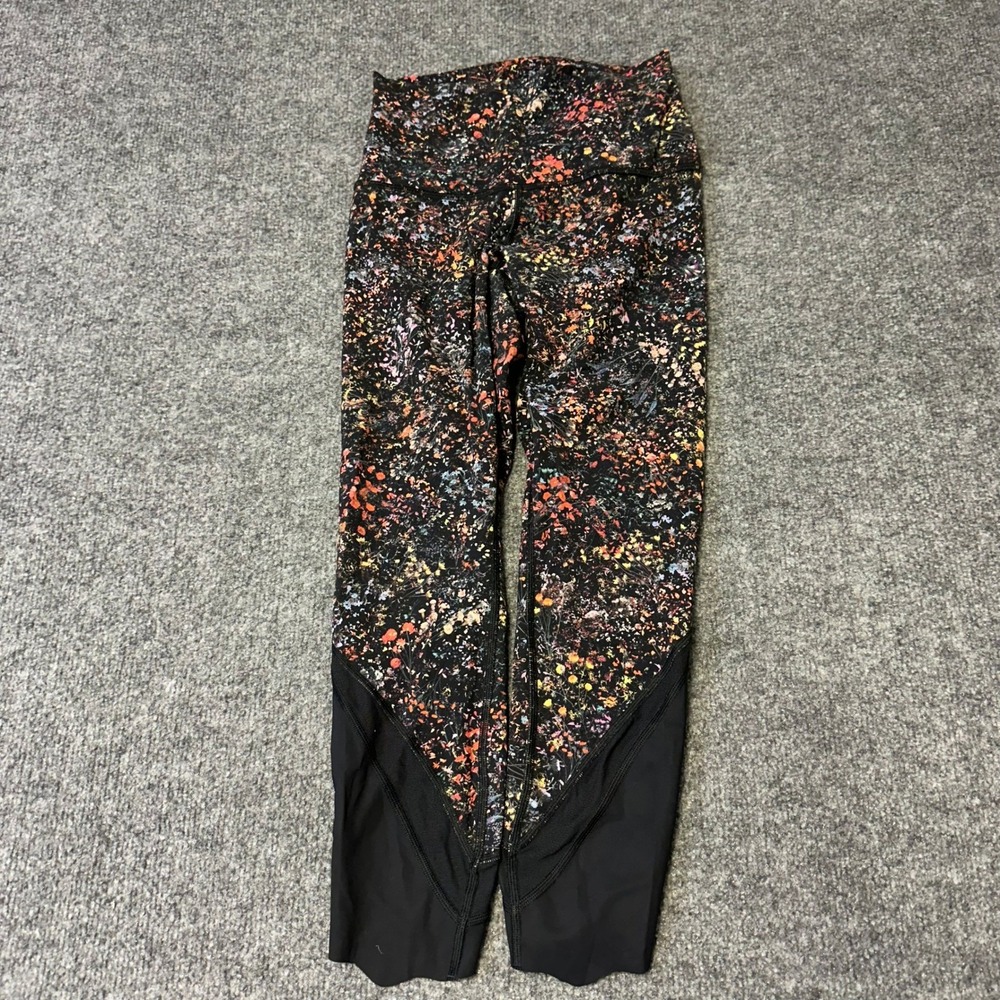 Lululemon Leggings Womens Size 4 Black Floral Mesh High Rise Crop Scallop Hem